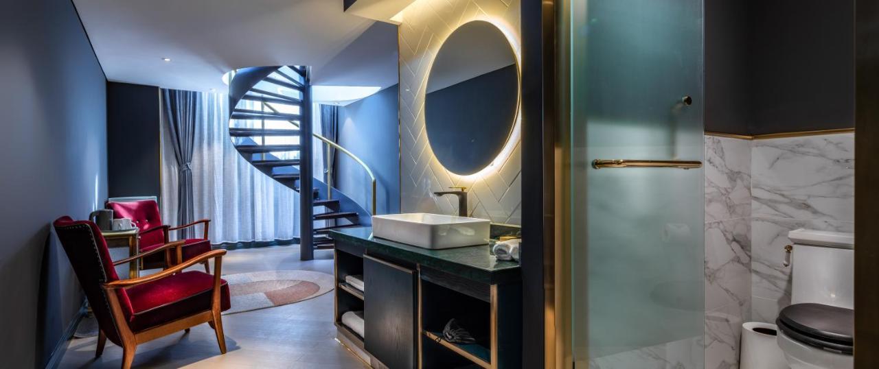 Moon And Chalice Boutique Hotel Kunming Buitenkant foto